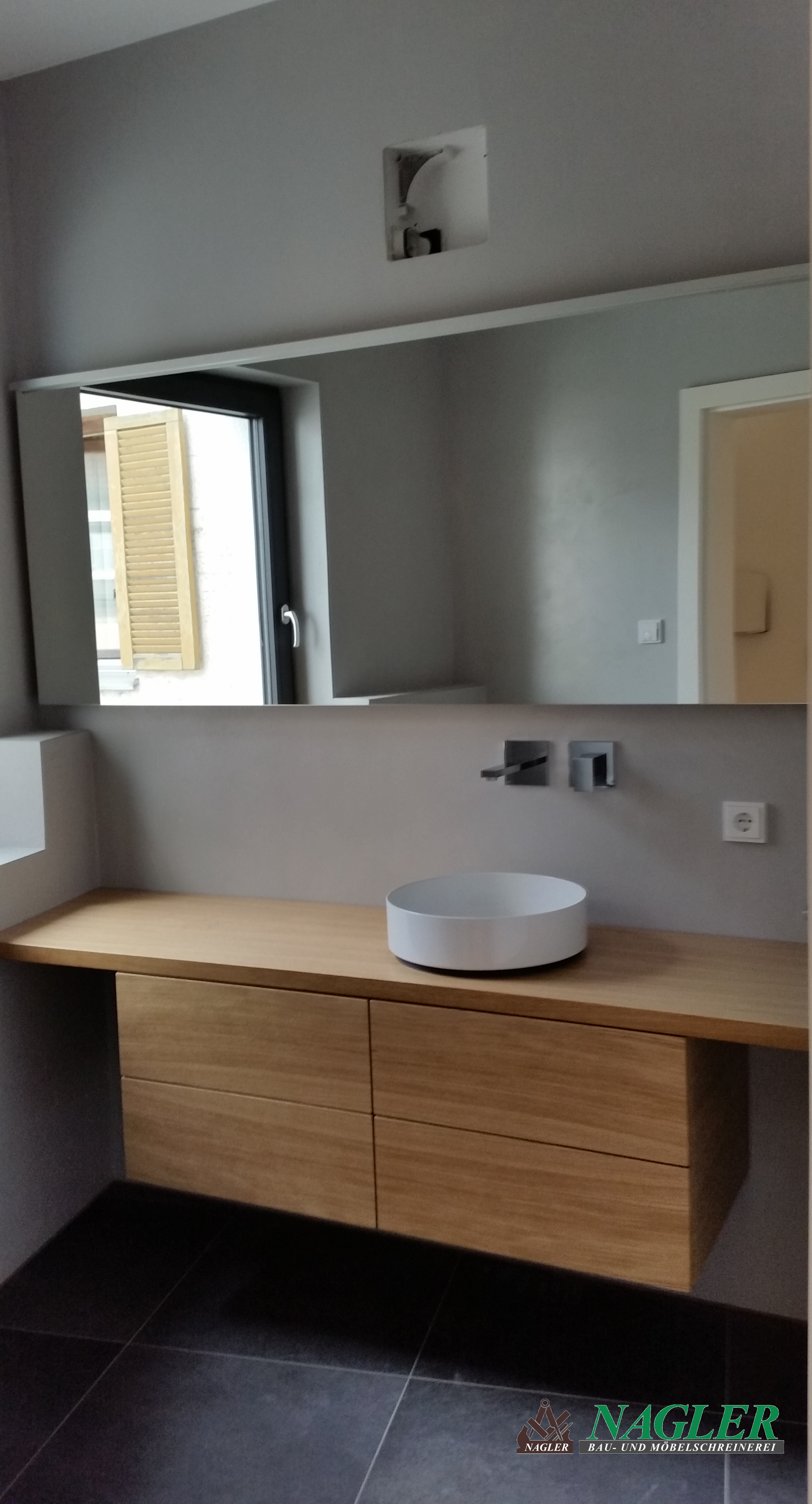 Badmöbel